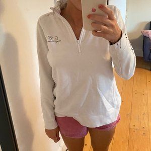 Women's Vineyard Vines White pullover